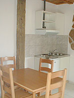 Apartments Orebic, Peljesac, Croatia - LITTLE HOUSE KITCHEN/DINNING ROOM